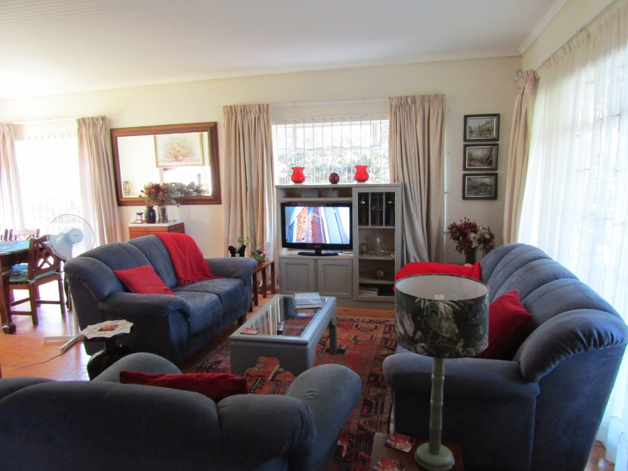 5 Bedroom Property for Sale in Oyster Bay Eastern Cape
